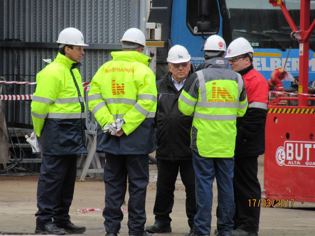 industrial-montaj-echipa-12_04-48_53-58.jpg